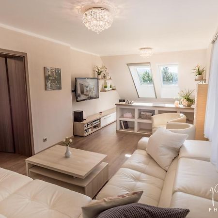 Apartman Na Lipne Frymburk Exterior photo